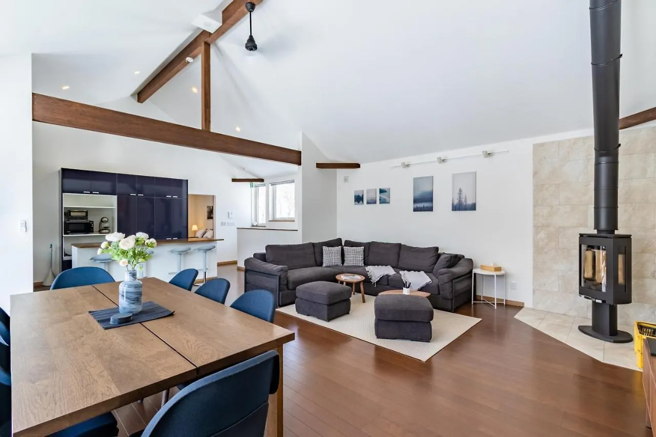 Iguru Ski Chalet With Sauna Close To Rusutsu Ski Resort